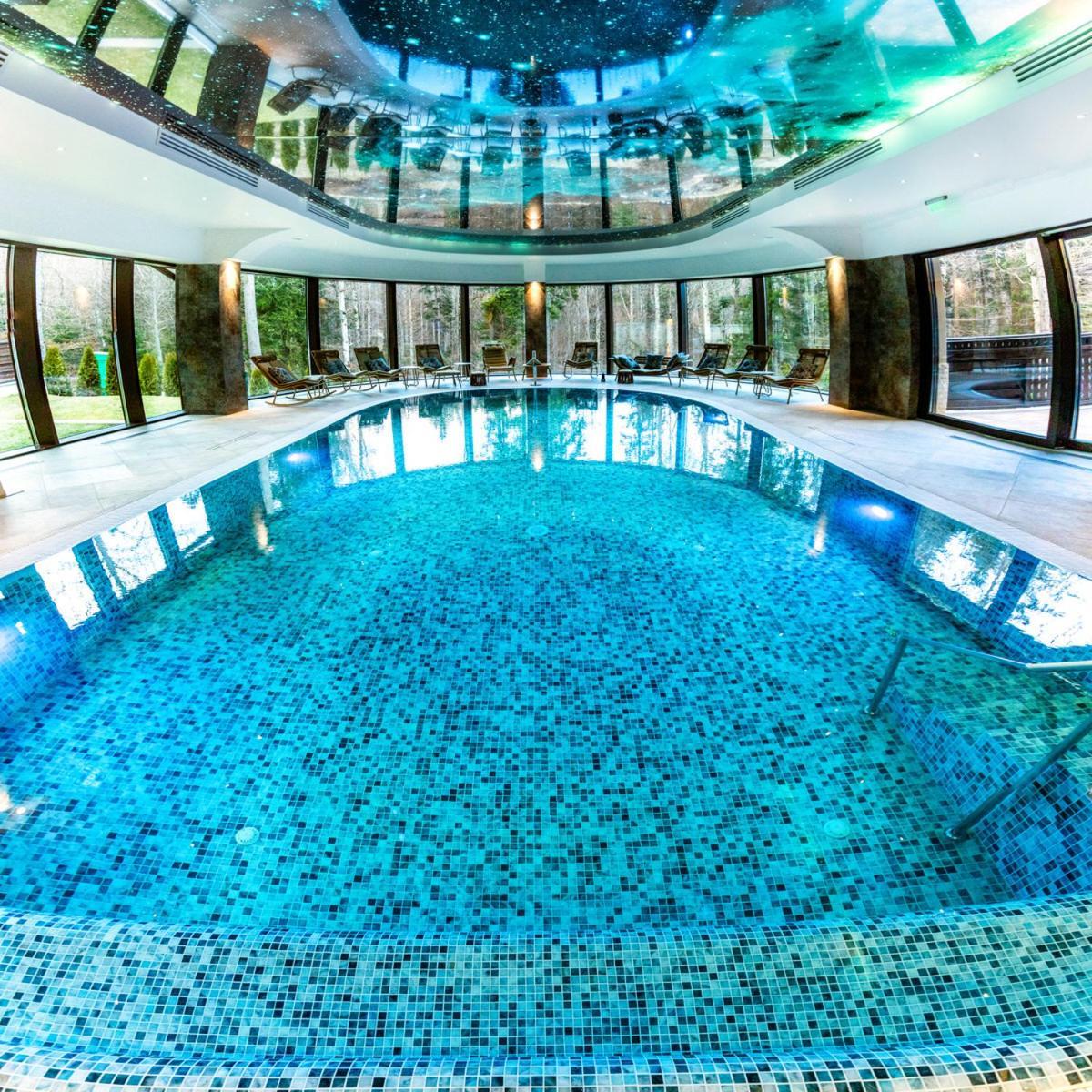Hotel Foisorul Cu Flori Sinaia Zewnętrze zdjęcie