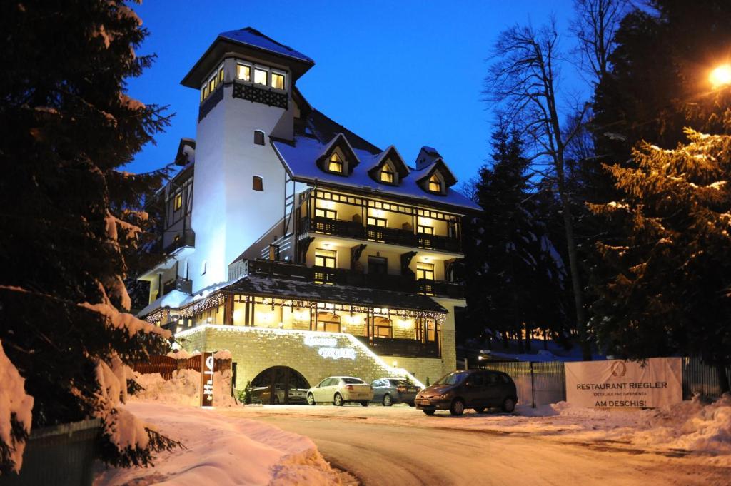 Hotel Foisorul Cu Flori Sinaia Zewnętrze zdjęcie