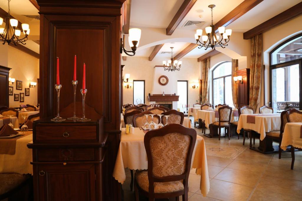 Hotel Foisorul Cu Flori Sinaia Zewnętrze zdjęcie