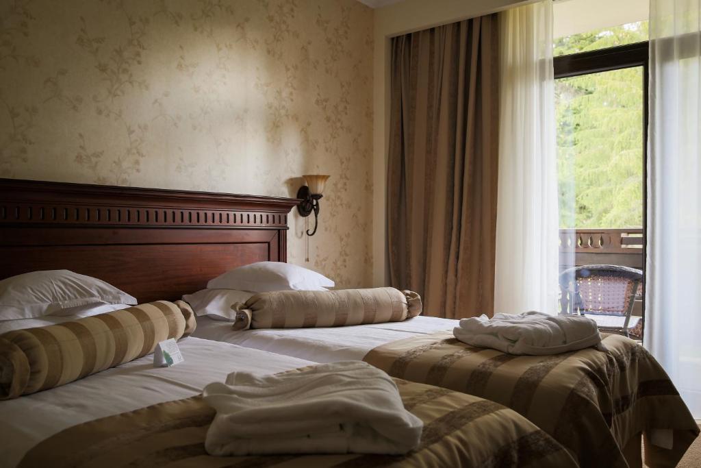 Hotel Foisorul Cu Flori Sinaia Zewnętrze zdjęcie